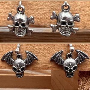 - Bundle of 2 Skull Pewter Earrings! NEW!